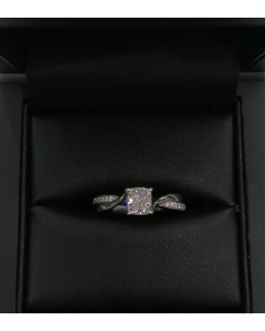 1.00ct SI1/D Cushion Side Diamond Ring in Platinum
