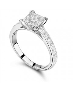 1.00ct SI1/H Princess Side Diamond Ring in Platinum