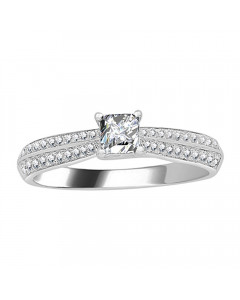 0.53CT VS/F Princess Diamond Shoulder Set Ring