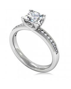 1.56ct VVS1/F Princess Diamond Shoulder Set Ring